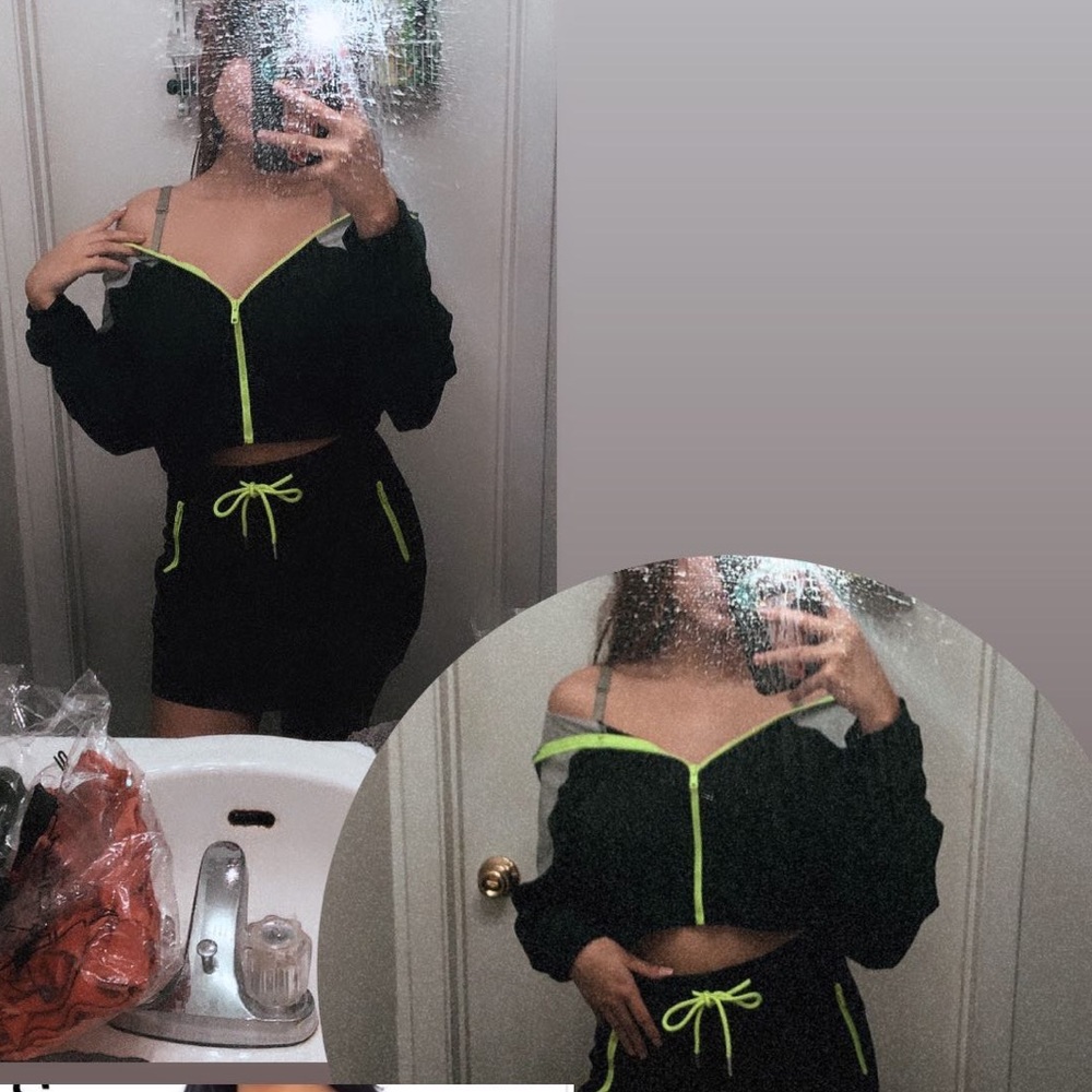 Sweater suit mini skirt set